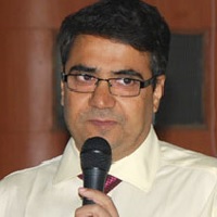 Dr Vivek S. Deshpande